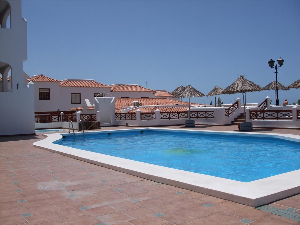 Club El Beril Aparthotel Costa Adeje  Bagian luar foto