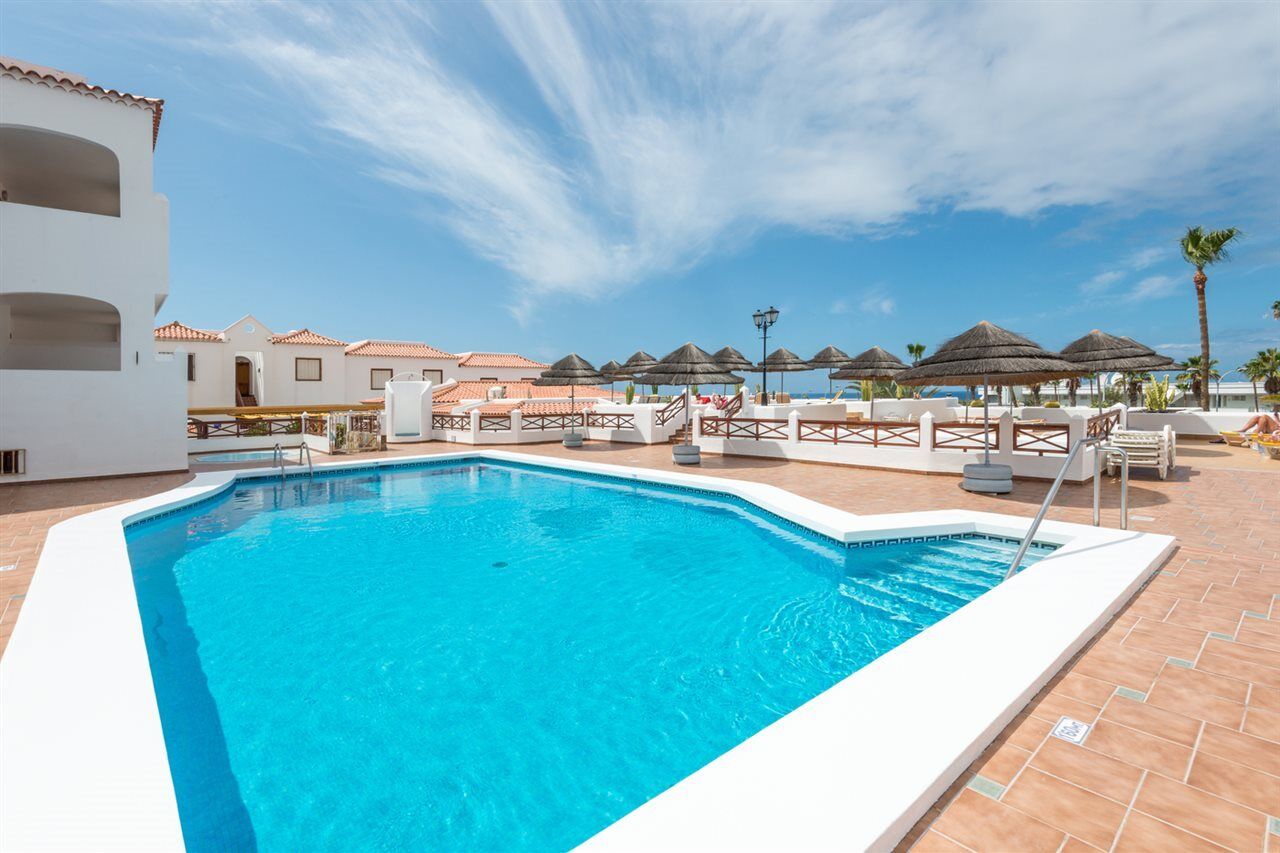Club El Beril Aparthotel Costa Adeje  Bagian luar foto