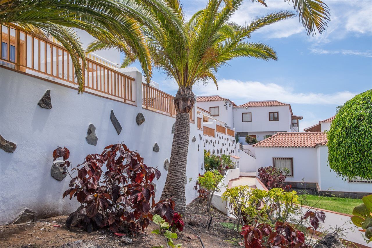 Club El Beril Aparthotel Costa Adeje  Bagian luar foto